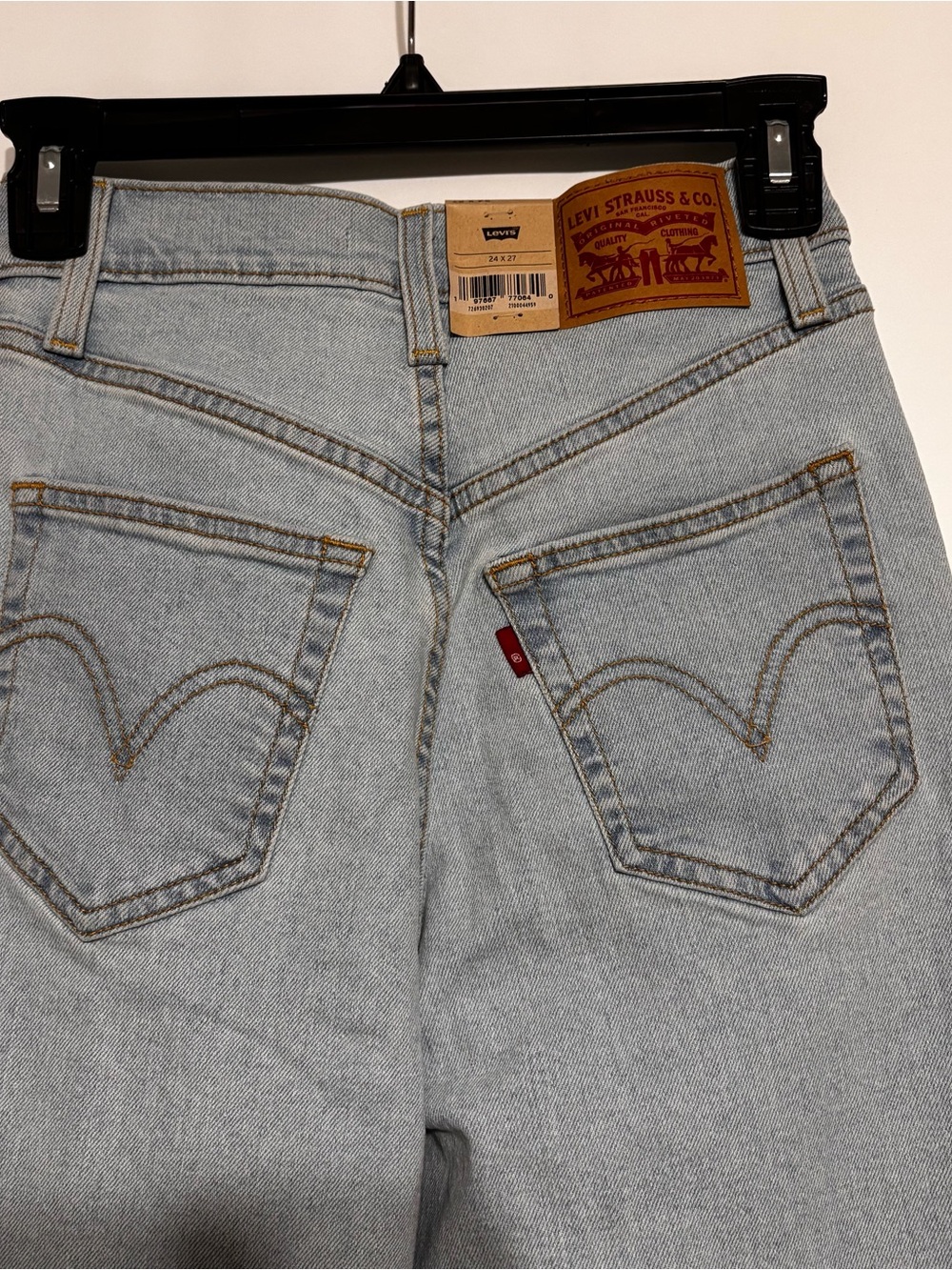 Levi's Ribcage Straight Ankle Jeans